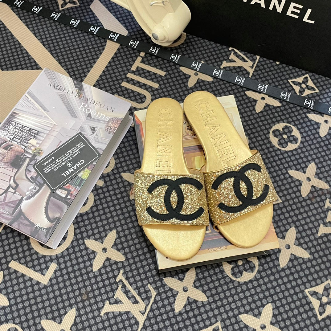 Mules plates à sequins