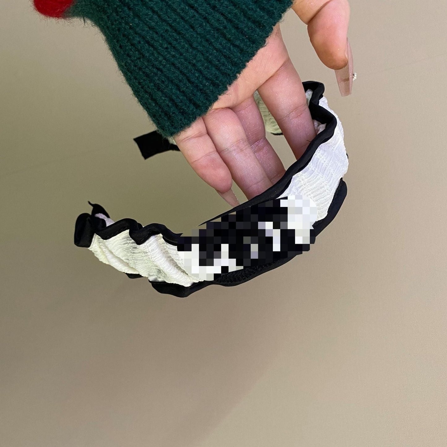Diadema con volantes de moda