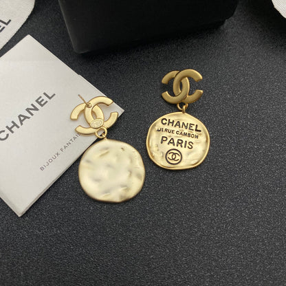 Boucles d'oreilles irrégulières Alphabet Vintage