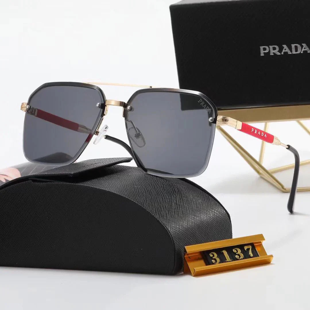 Nouvelles lunettes de soleil tendance à monture métallique et verres carrés
