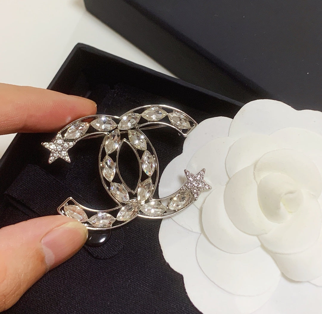 Broche Étoile Marquise