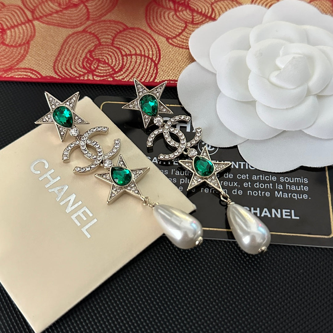 Boucles d'oreilles élégantes en pierres précieuses de première qualité