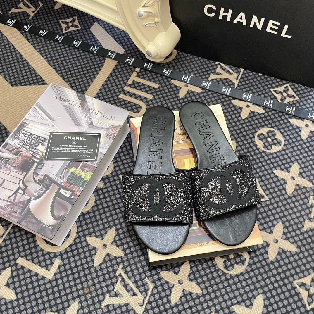 Mules plates à sequins