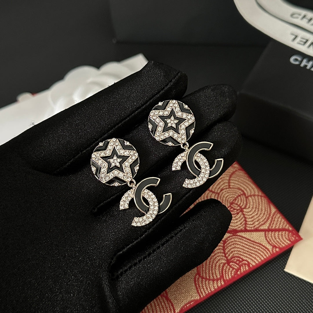 Boucles d'oreilles en strass à panneaux noirs