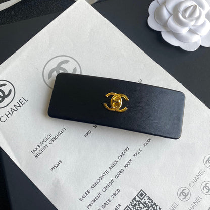Pinza cuadrada de piel para el pelo