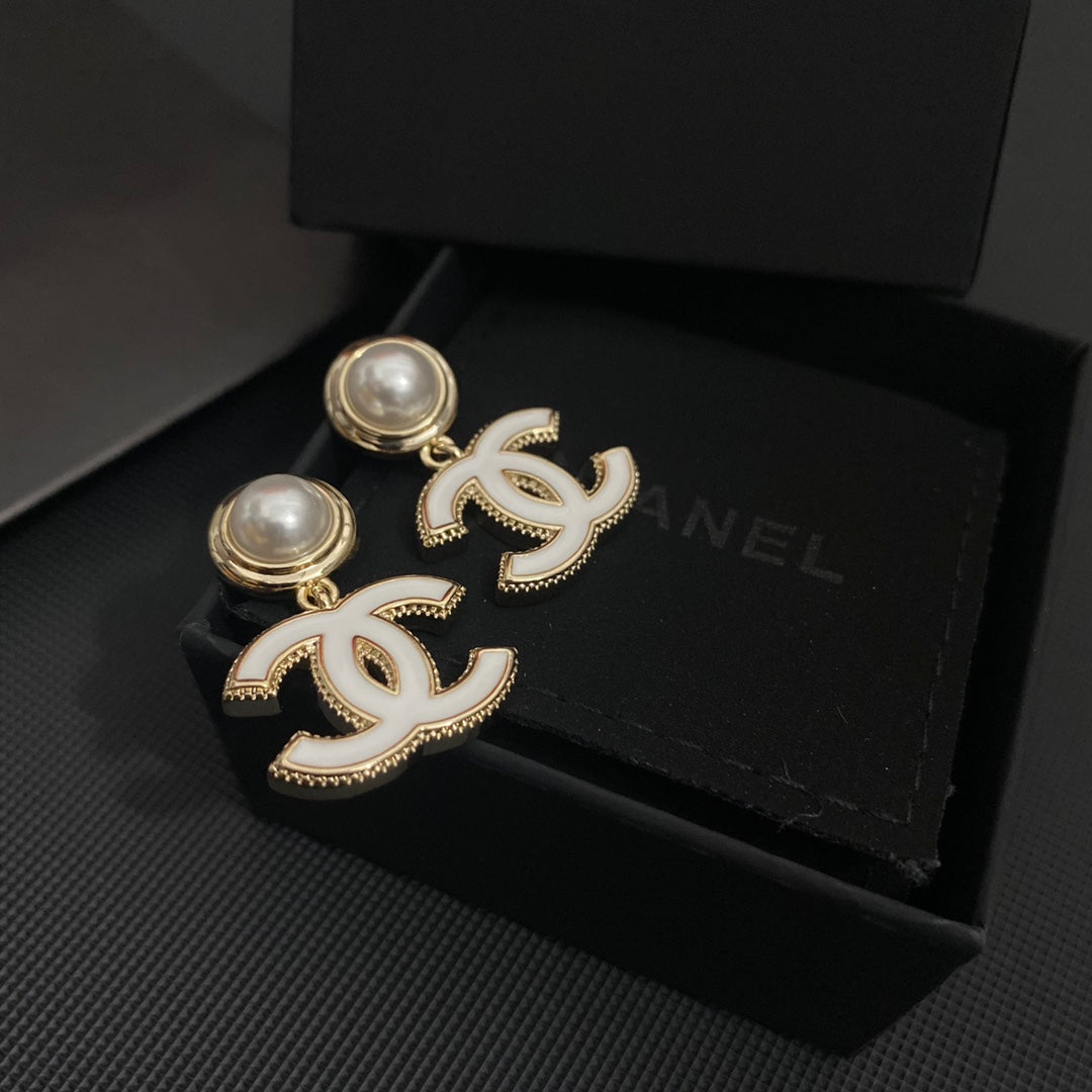 Boucles d'oreilles en époxy nacré Tempérament