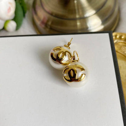 Boucles d'oreilles rétro en perles plaquées or