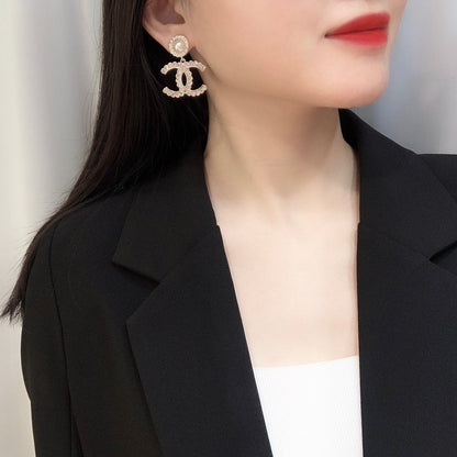 Pendientes de perlas Double C