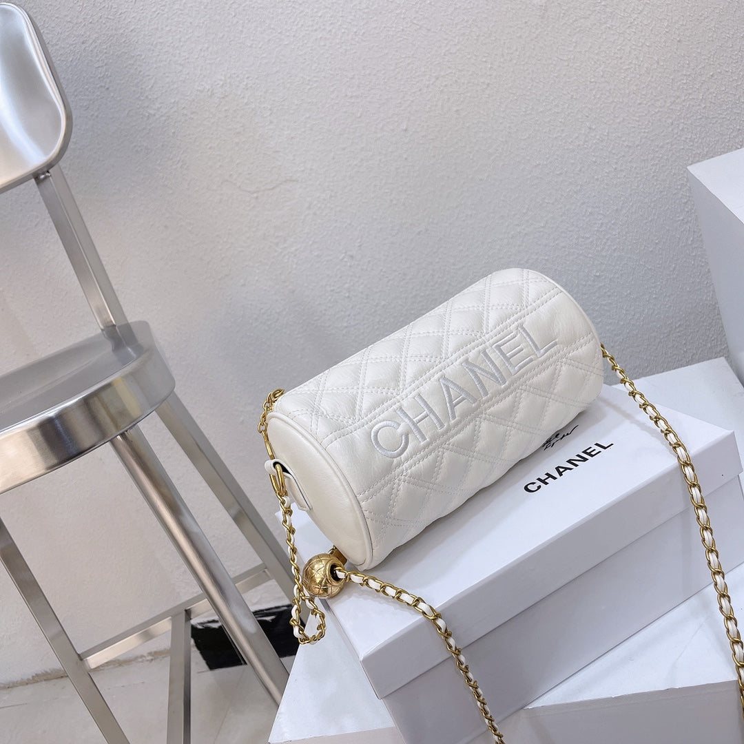 Bolso Cilindro Cadena Bordado