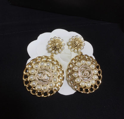 Pendientes de Perlas con Cadena a Rayas
