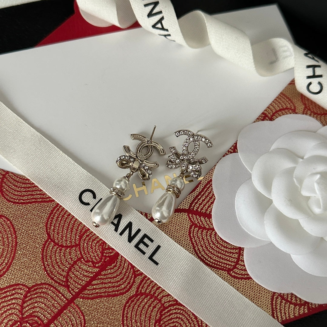 Pendientes de lazo de diamante y perlas