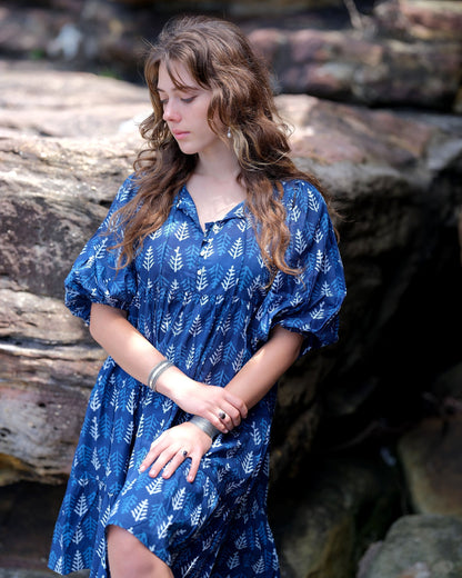 Robe courte Neera en Neela