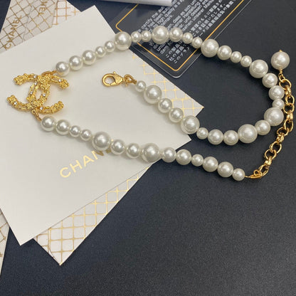 Collar de Clavícula con Perlas Irregulares