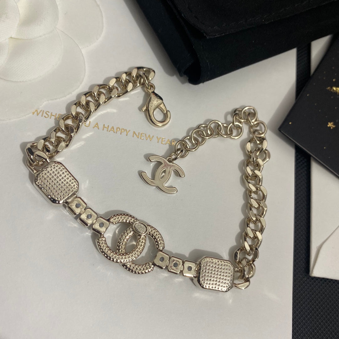 Pulsera Colgante de Cristal Morado de Fantasía