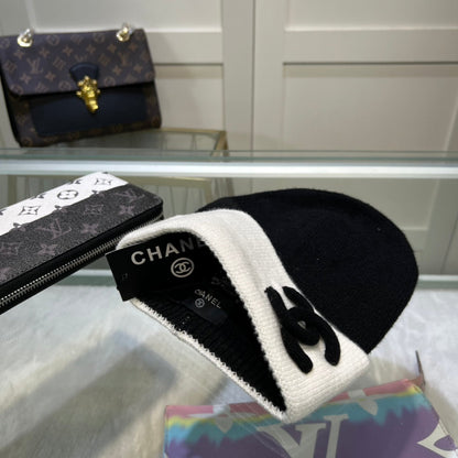 Gorro de lana de cachemira versátil para mujer