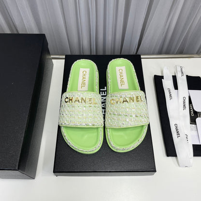 Sandales plates classiques et tendance