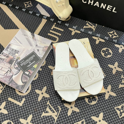 Mules plates à sequins