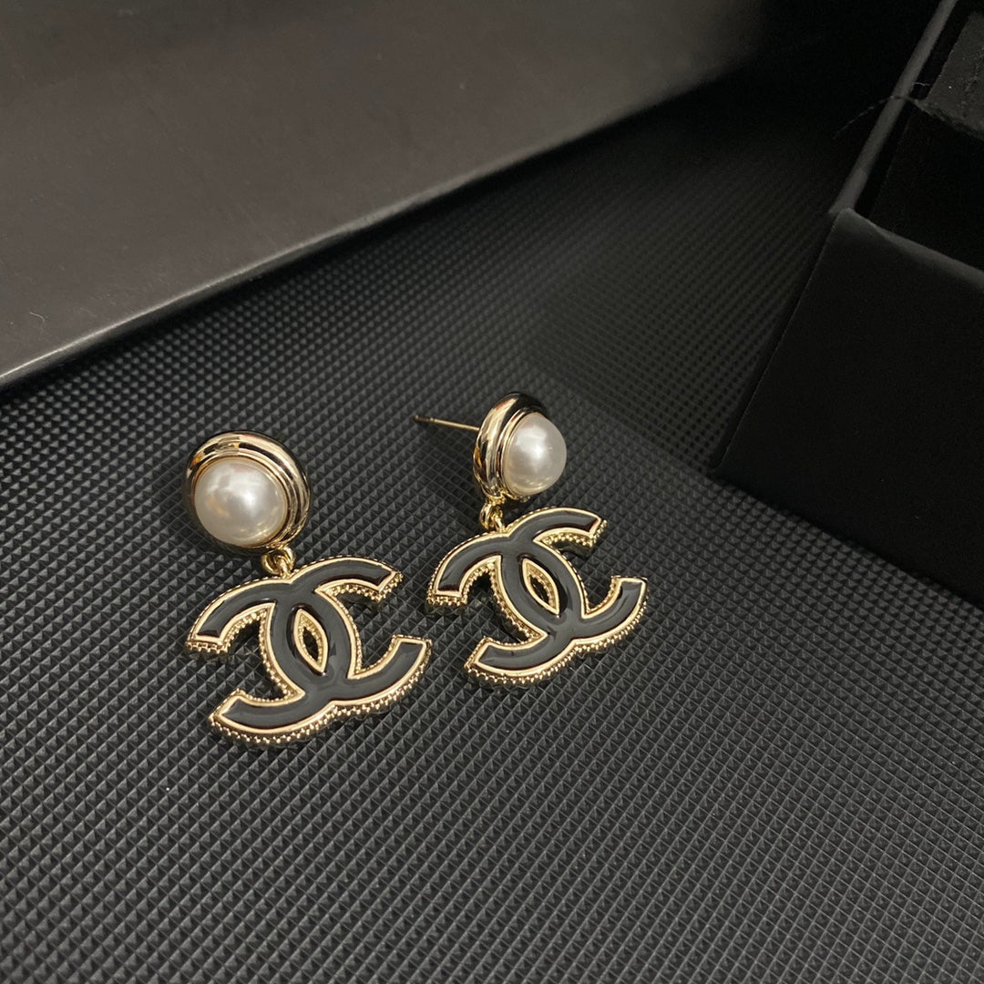 Boucles d'oreilles en époxy nacré Tempérament