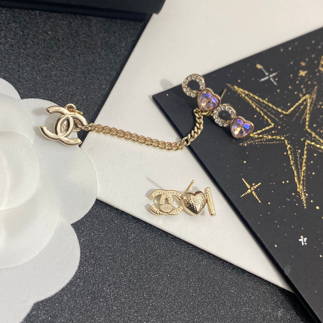 Boucles d'oreilles clips asymétriques en cristal
