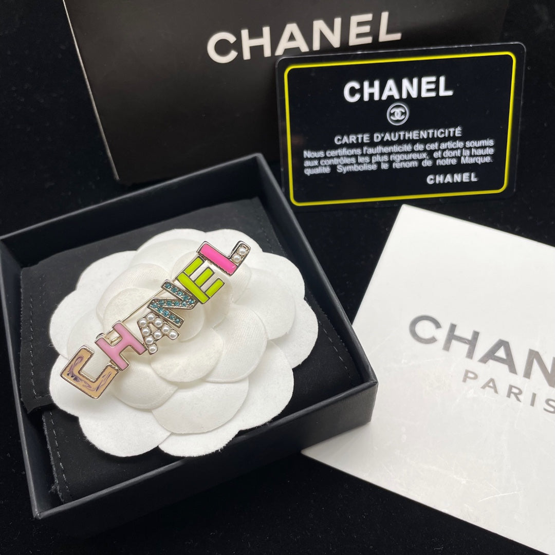 Broche Lettre Colorée Personnalisée