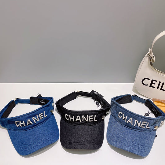 Casquette vide en jean avec alphabet perlé