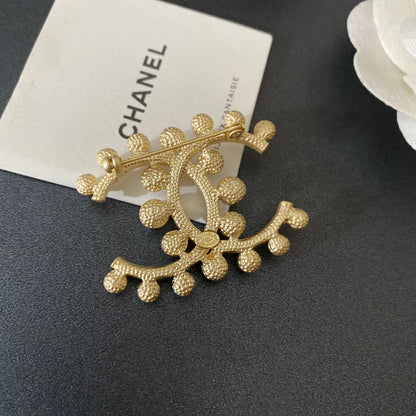 Broche de mode classique