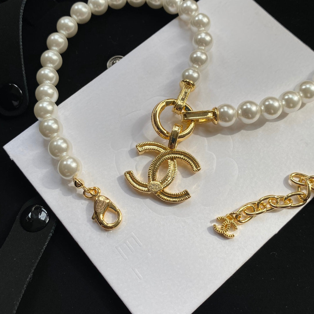 Collar Perla Logo Galleta