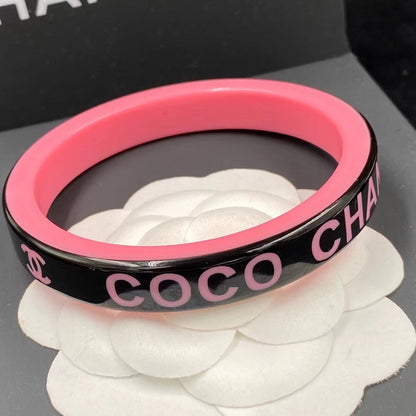 Bracelet en acrylique 5 Couleurs Tempérament