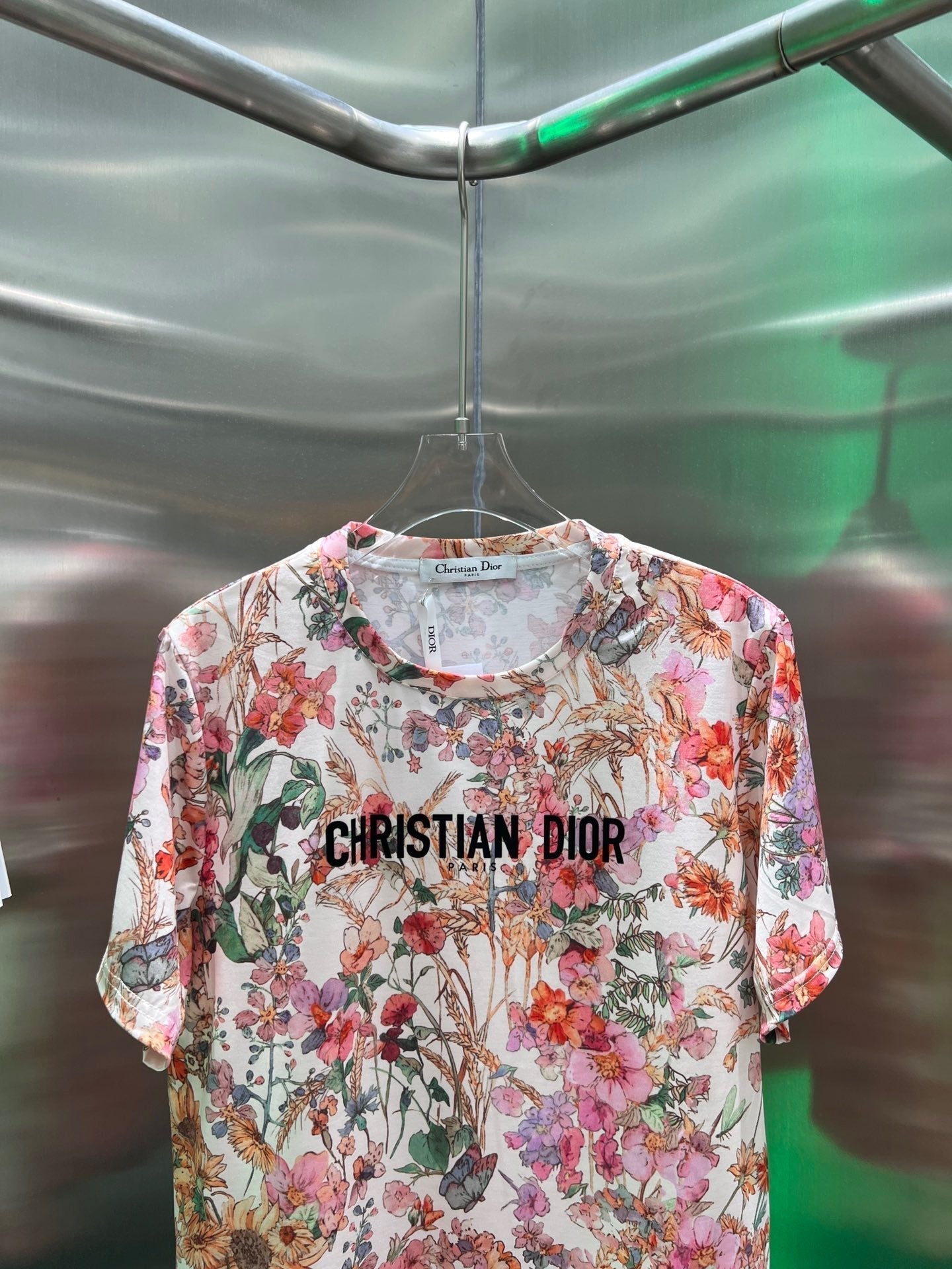 T-shirt fleuri coloré
