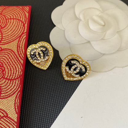 Boucles d'oreilles clous cœur à paillettes