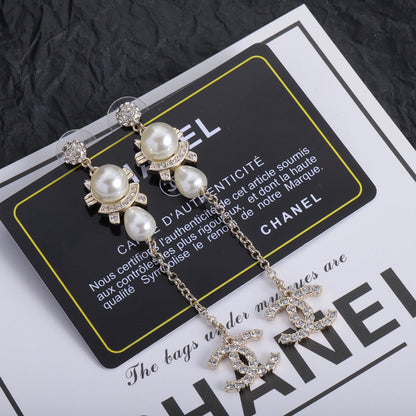 Pendientes Largos de Perlas Vintage de Moda
