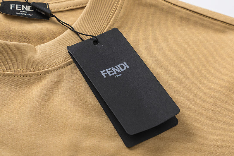 T-shirt brodé tendance