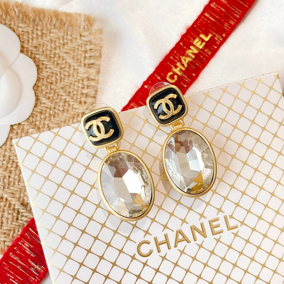 Pendientes colgantes ovalados de diamantes vintage