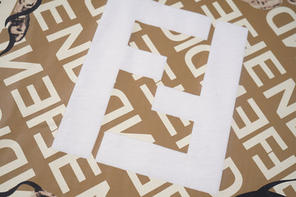 T-shirt imprimé lettre F simple
