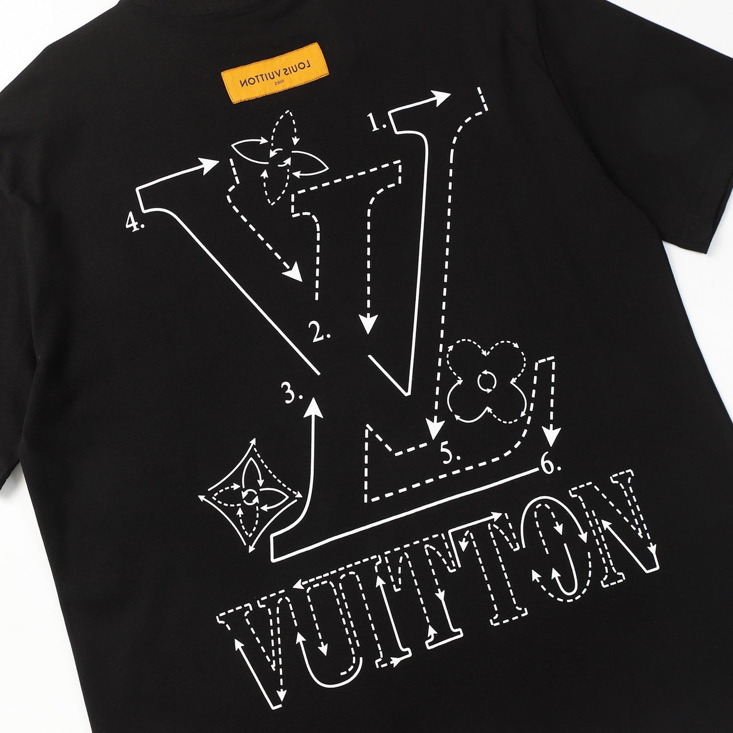 T-shirt à imprimé totem