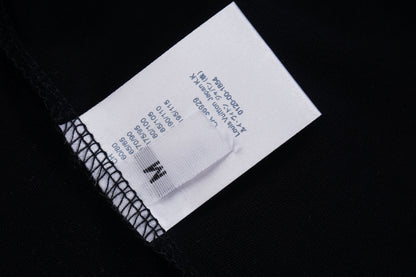 T-shirt à imprimé lettres irrégulier