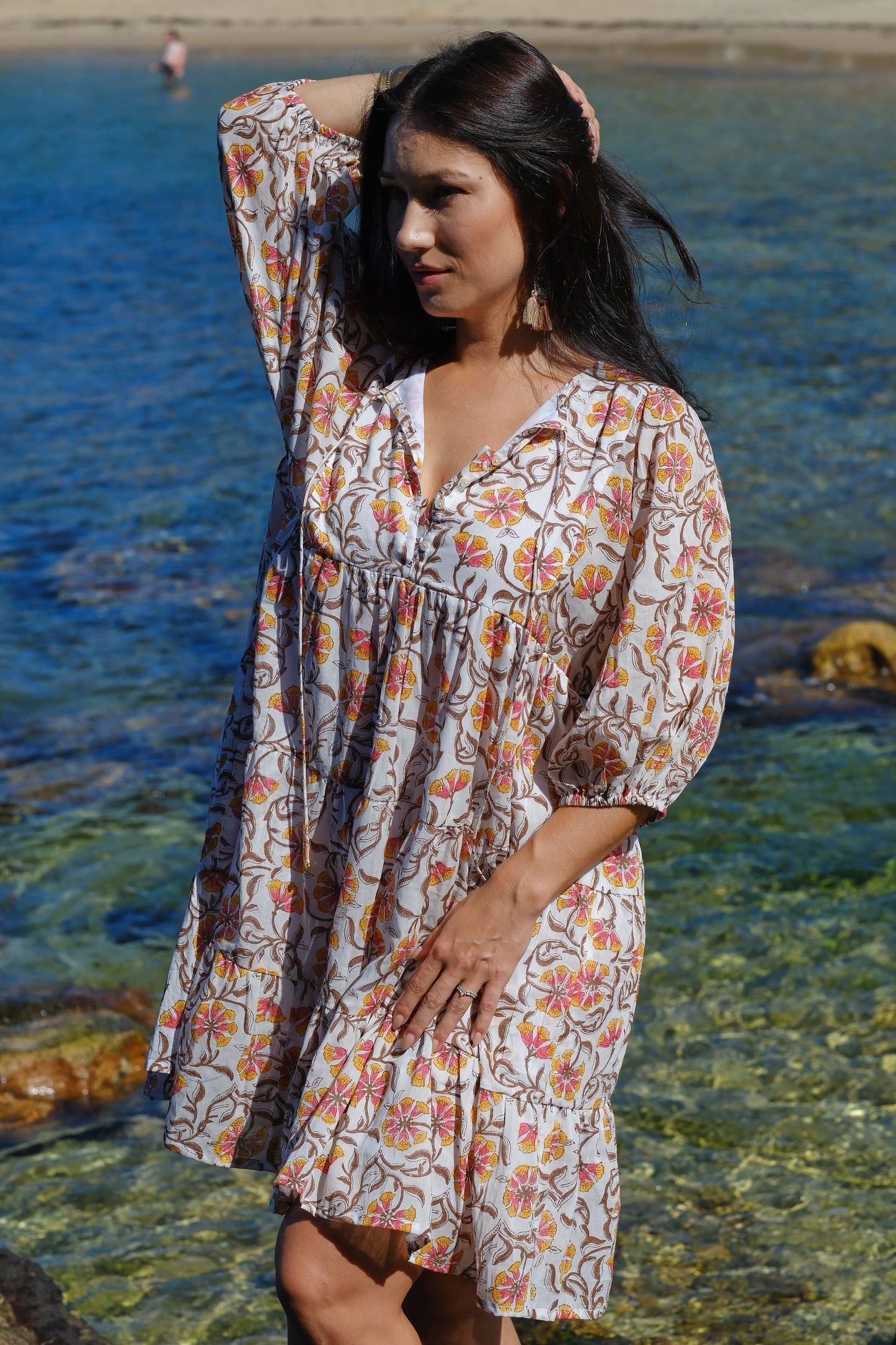 Robe Courte Neera en Fleur
