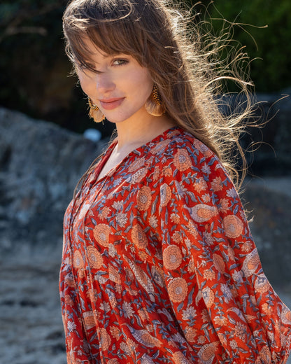 Robe courte Neera en Laal Soma