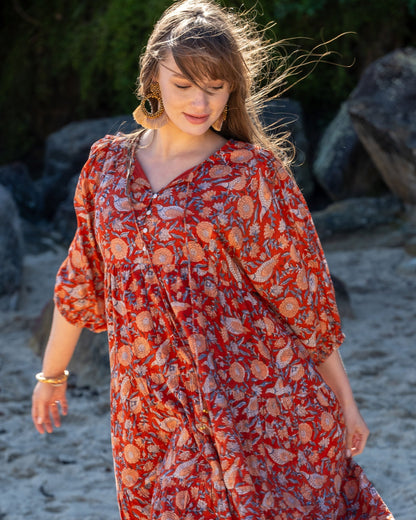 Robe courte Neera en Laal Soma