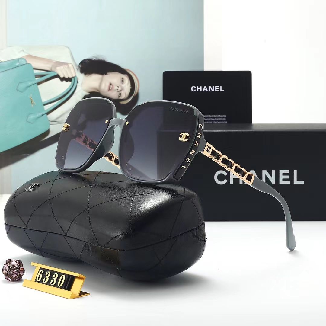 Gafas de sol de mujer con montura completa y letras