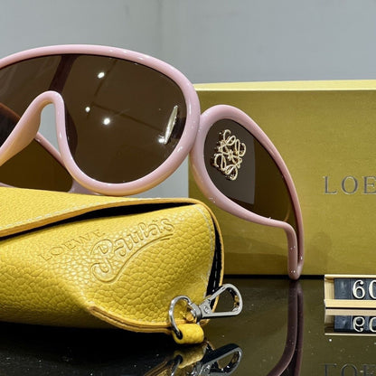 Gafas de sol estampadas de una pieza con montura grande