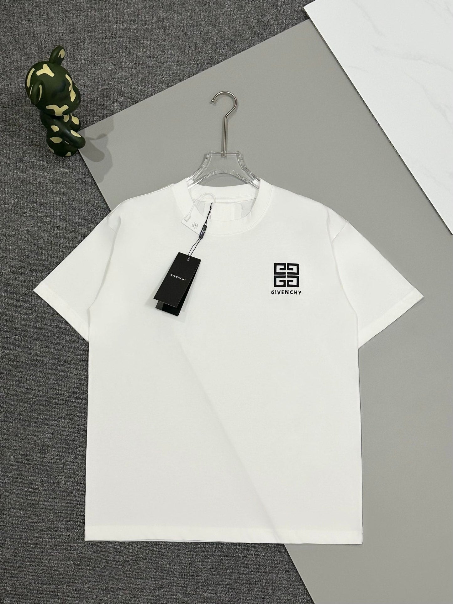 T-shirt à monogramme imprimé nouvelle coupe classique 1105