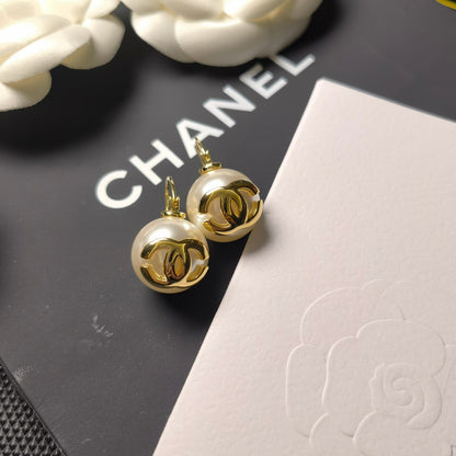Boucles d'oreilles élégantes en perles