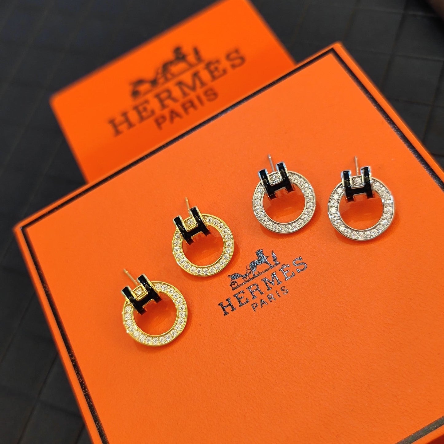 Pendientes de Aro con Cristales Brillantes