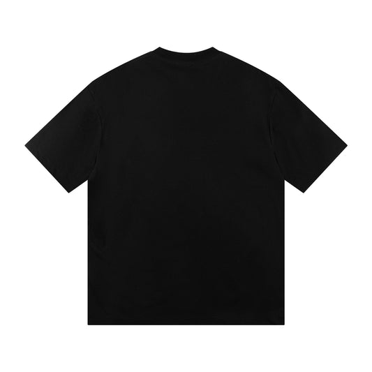 Camiseta con rayo bordado
