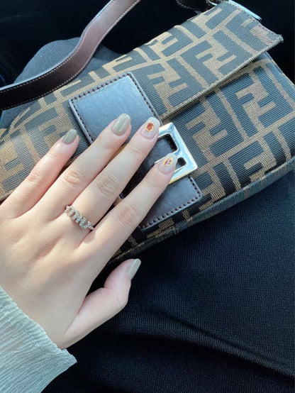 Anillo abierto de strass de lujo