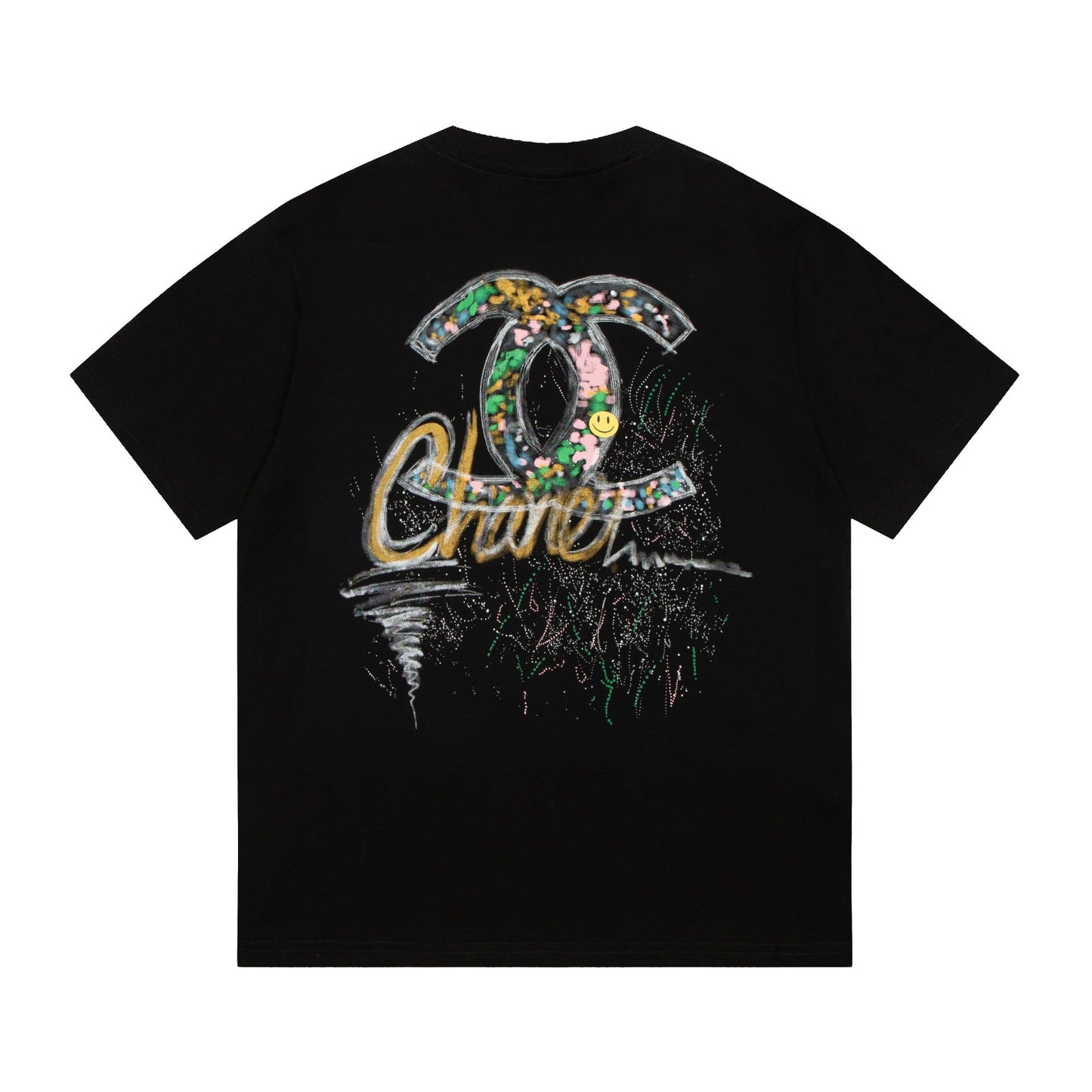 T-shirt peint à la main et graffé