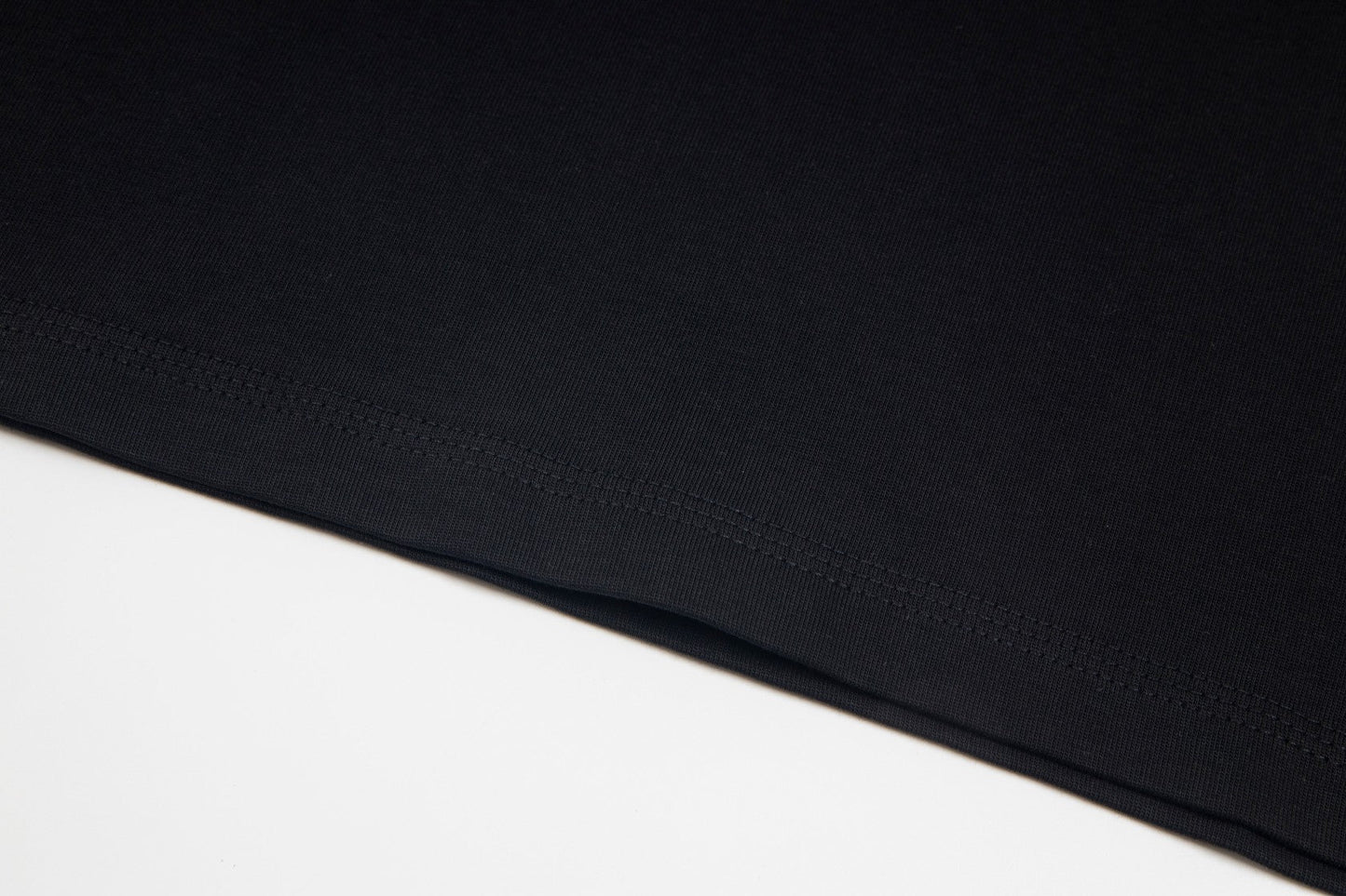 T-shirt à impression en relief