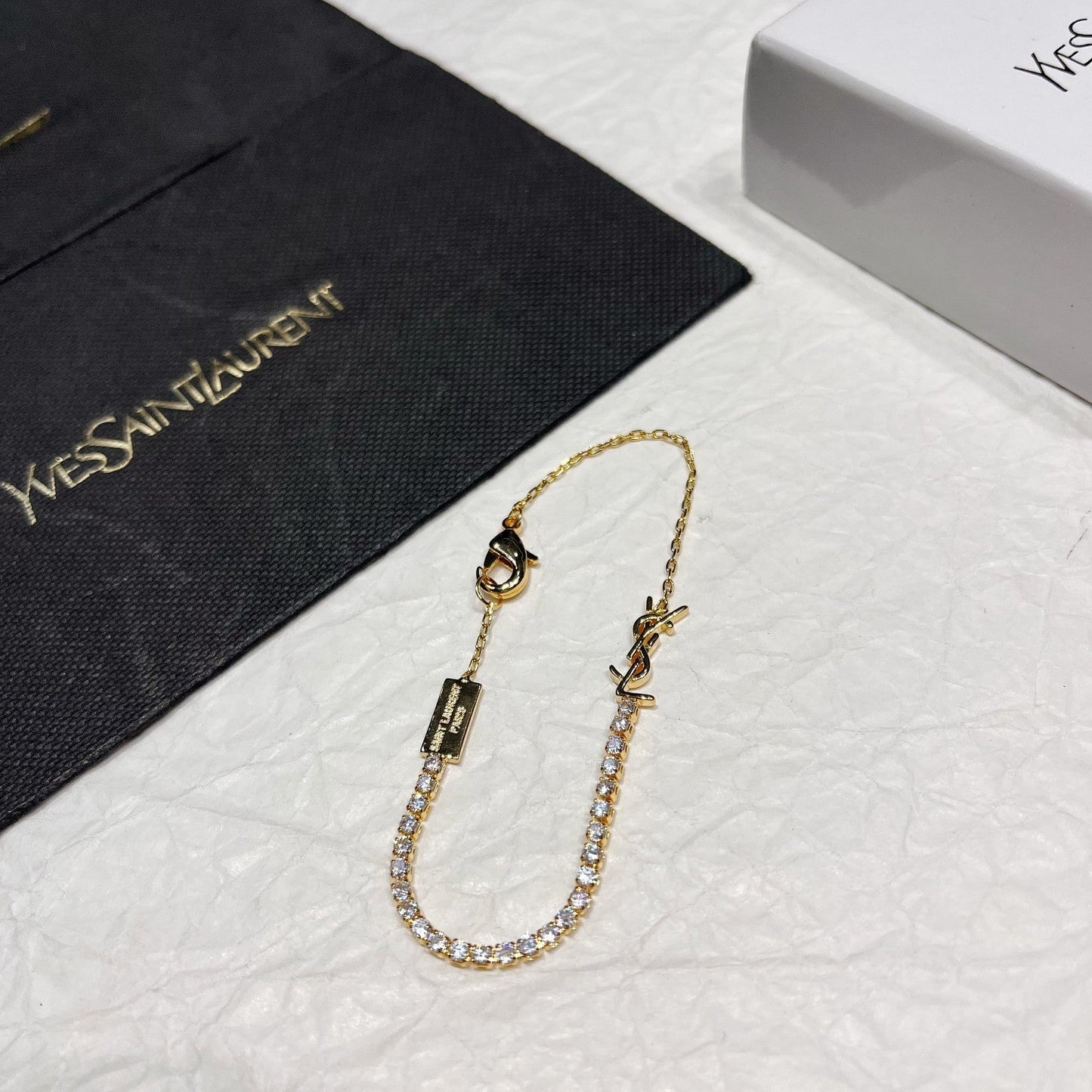 Bracelet logo strass mode
