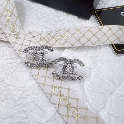 Boucles d'oreilles doubles perles et cristaux, style mode